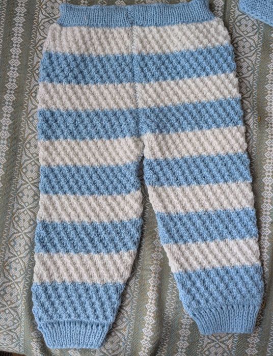 Детски дрешки ръчно изработени