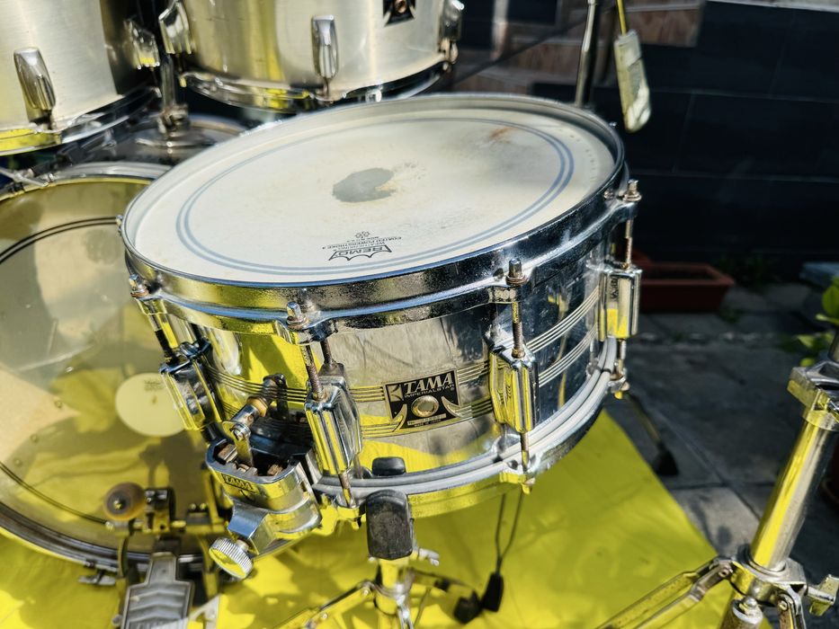 MADE IN JAPAN! 1979 TAMA IMPERIALSTAR пълен сет барабани и стойки!