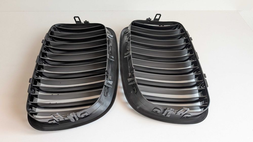 Бъбреци БМВ Х5 Х6 Двойни М черни Гланц BMW X5 X6 E70 E71 Е70 Е71