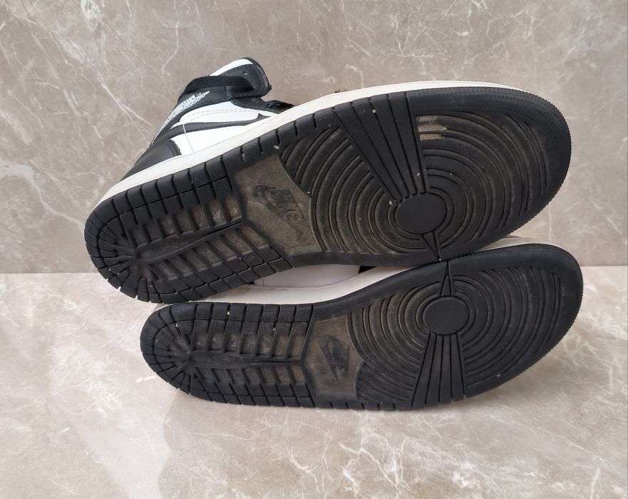 AIR JORDAN 1 MID PANDA номер 39
Panda ,1/3