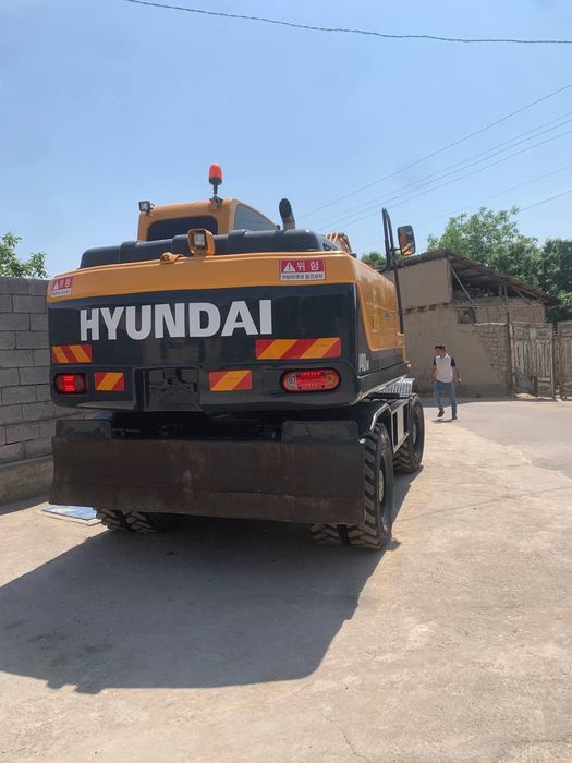 Hyundai 140w srocno sotiladi