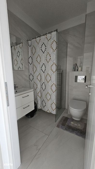 Închiriez Apartament 3 camere -Direct Proprietar- Rezidențial Vest