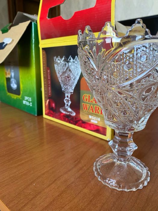 Новый сервиз в упаковке