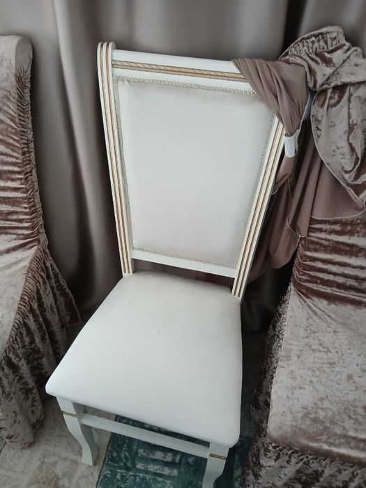 Стол,стулья вместе