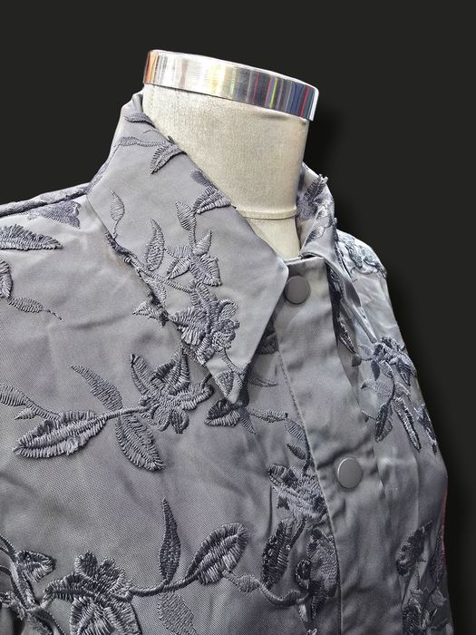 Дамско стилно яке MAX&Co – елегантен релефен десен