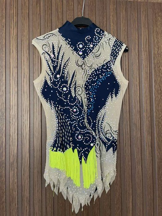 Трико за гимнастика с камъни сваровски