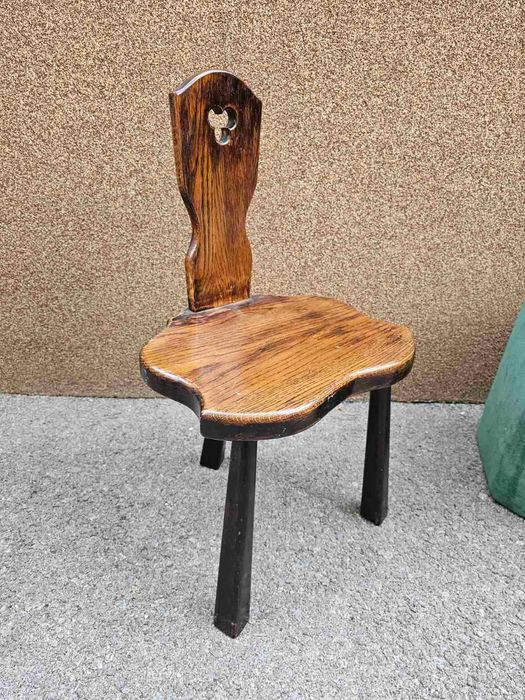 Ретро витрина за стена