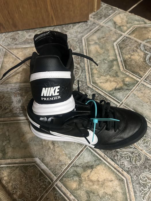 Сороконожки Nike кеды