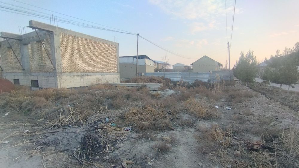 Участка ери сотилади Ромитанда