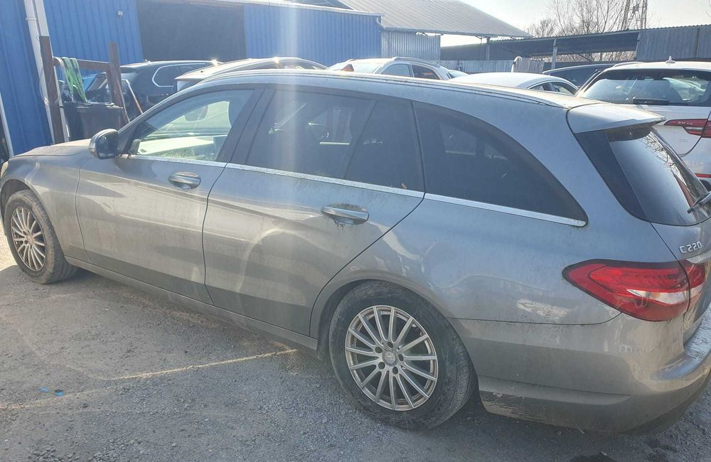 Dezmembrez Mercedes W205/S205 combi 2.2d 2014