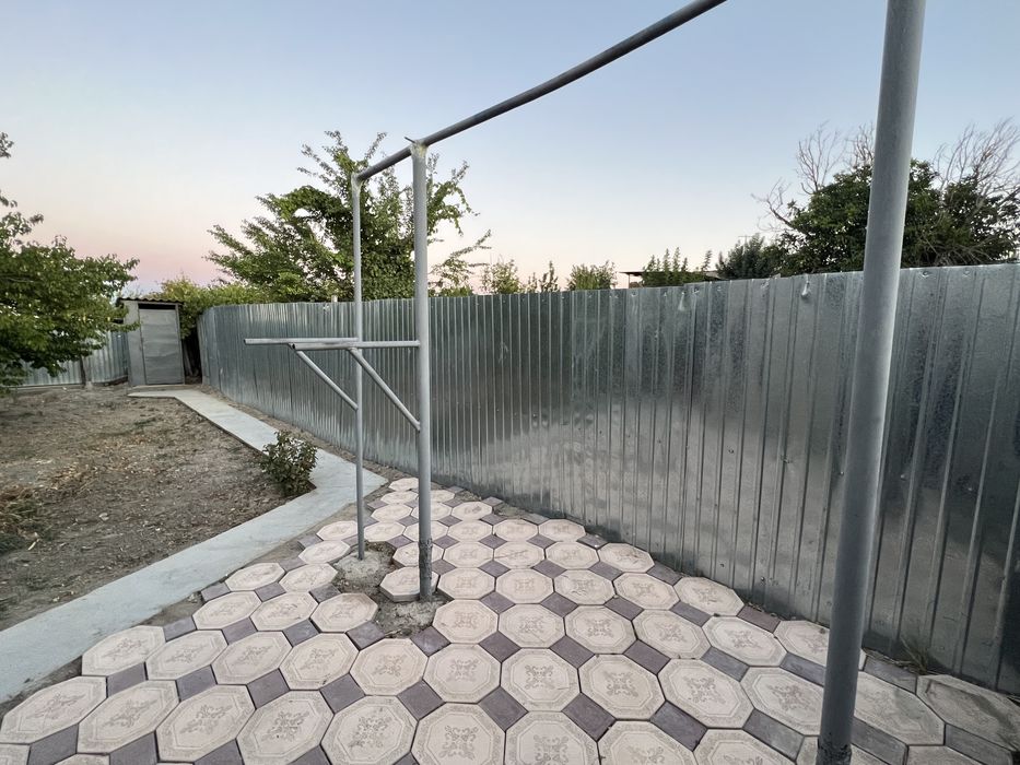 Жер үй сатылады !