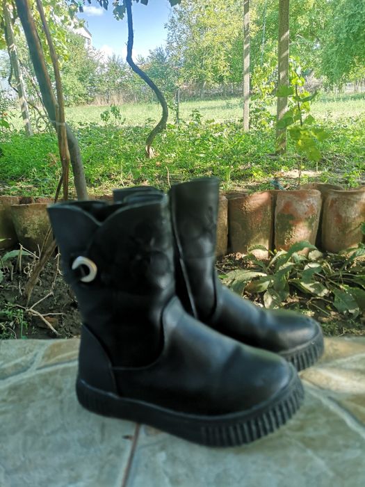 Апрески Benetton, гумени ботуши