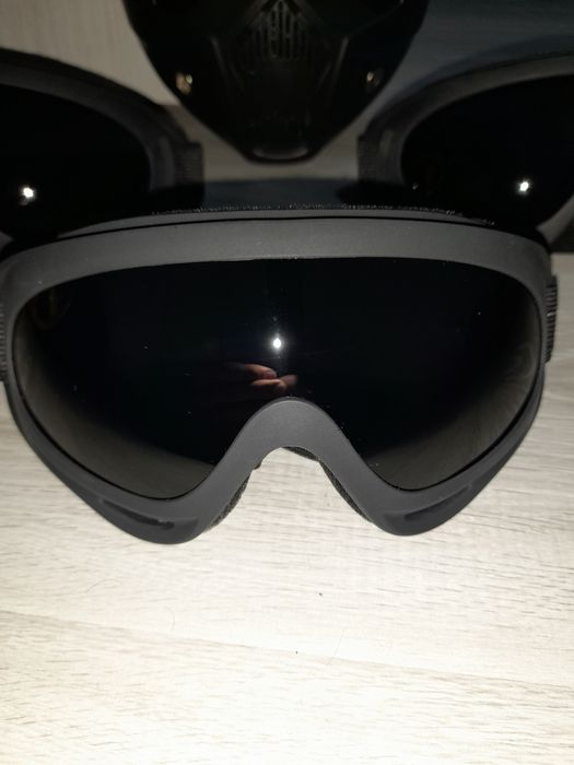 Har-hil turdagi yuz niqoblar va Shlemlar