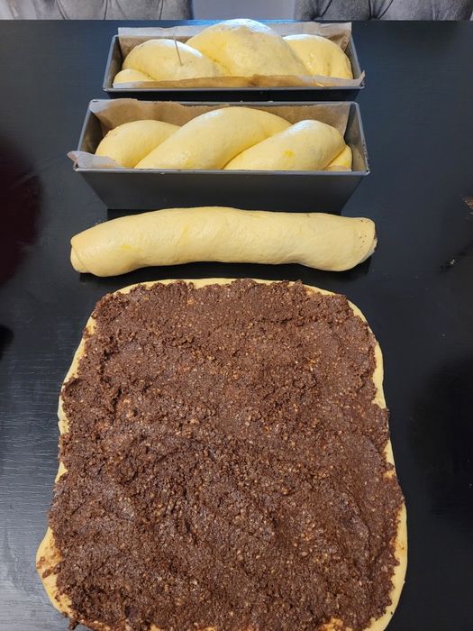 Pâine de casa tradițională și cozonaci