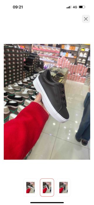 Продаю женскую обувь