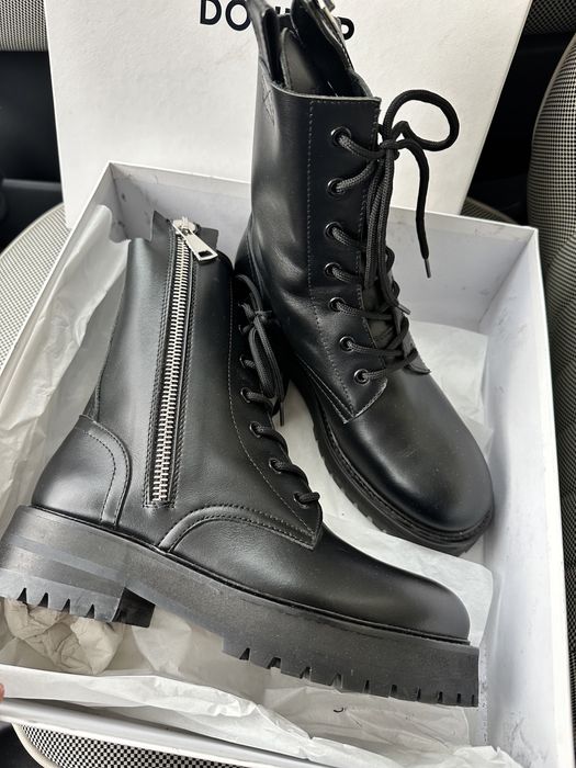 Dondup кожени боти, нови