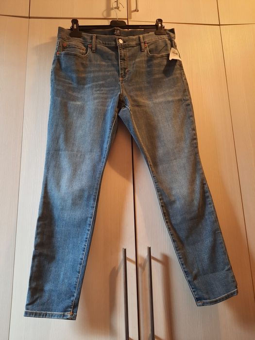 Продам мужские джинсы!