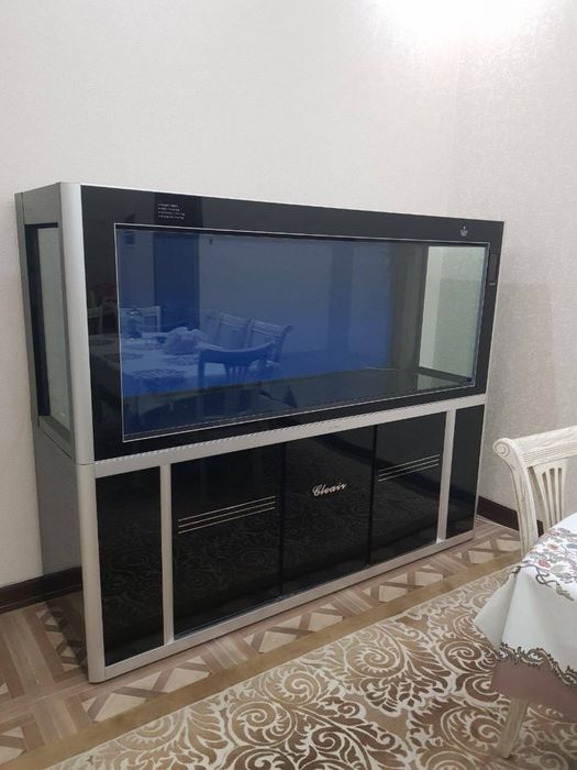 Sotiladi zavatiskoy  1 tona samplariyam bor.