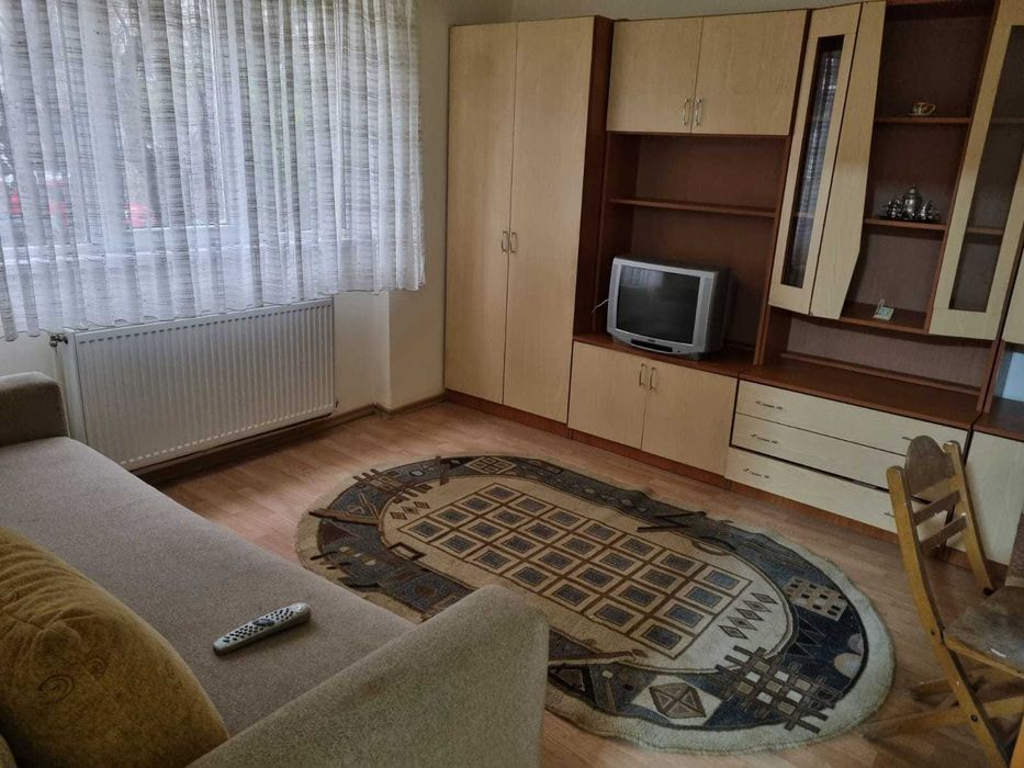 Apartament 2 camere, Parter + Boxă, Bloc Izolat - Sighet, 1 Mai