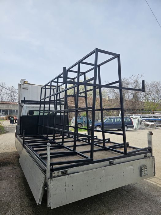 Пирамида за дограма