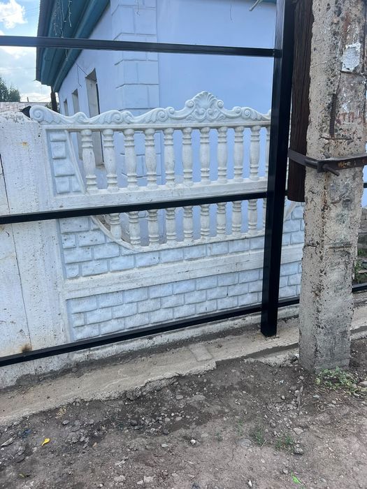 Отдам даром секционный забор