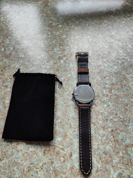 Продам часы наручные мужские