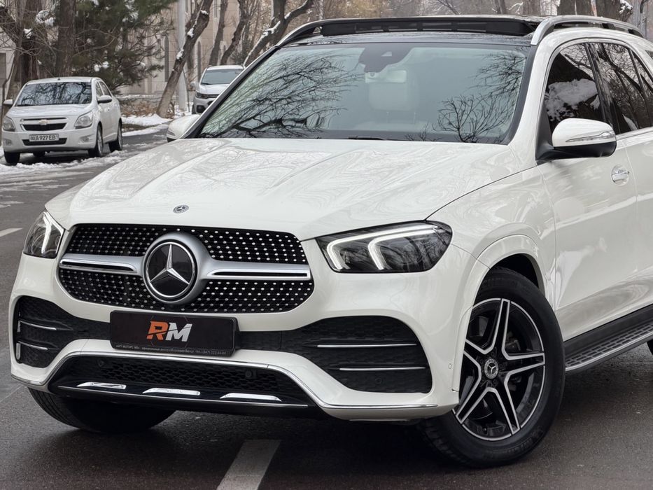 Mercedes Benz GLE450 SUV