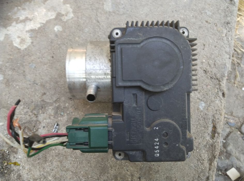 Розова клапа за nissan almera nissan primera 1.8/ 114 коня