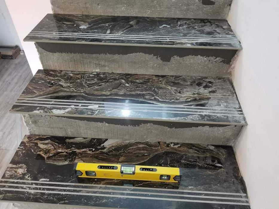 Meserias Zugrav , parchet