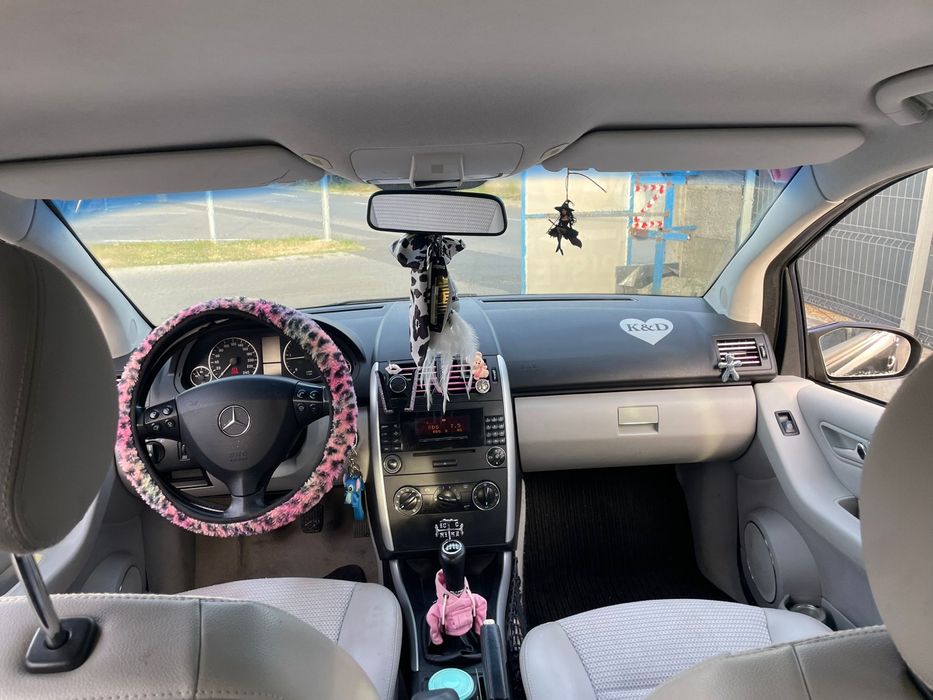 Vand mercedes ,detalii la telefon