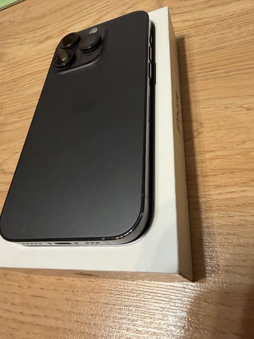 Продам iphone 14 Pro 256 gb Space black