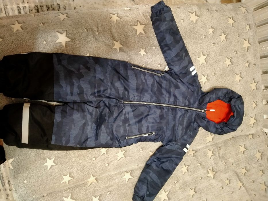 Пуховик зимний  на мальчика.