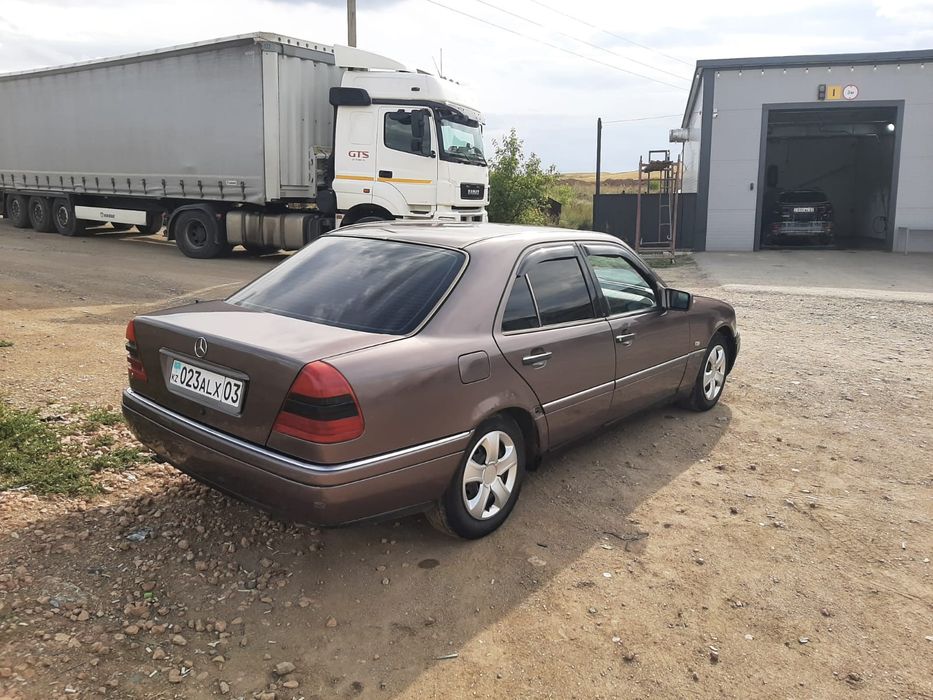 Продам Мерседес С180