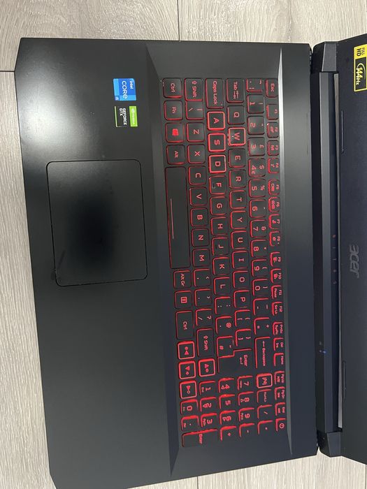 Laptop Gaming cu GTX 1650 si i5 11300H