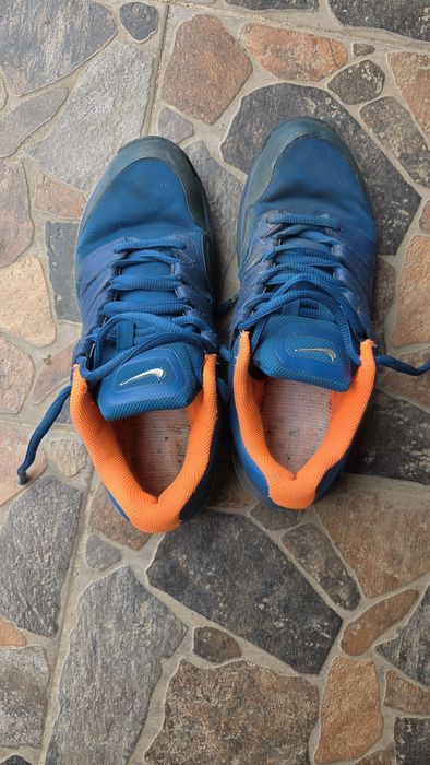 Adidasi nike de vanzare