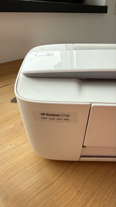 Imprimanta Multifunctional Inkjet color HP DeskJet