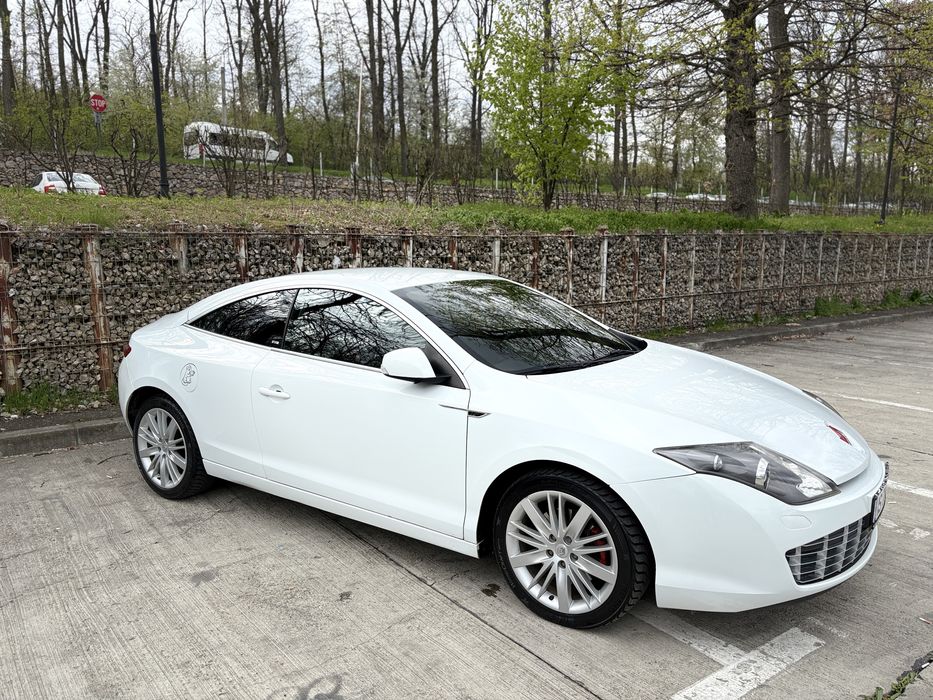 Renault Laguna Coupe 2011