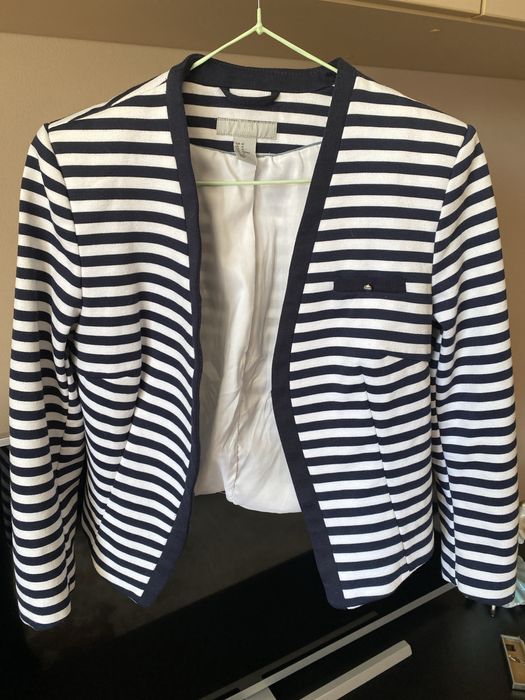 Jacheta tip blazer nou!