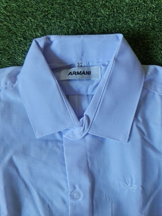 Продам школьную детскую рубашку