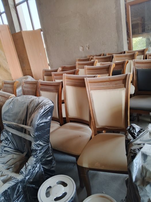 Мебель , столы и стулья б/у