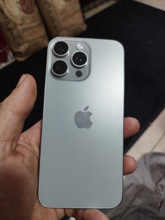 Iphone 15 pro max на 256 обмен есть