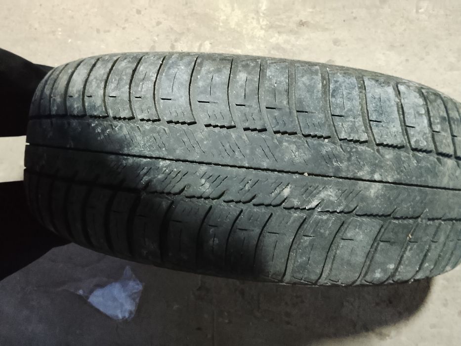 Резина R15 по 2 балона