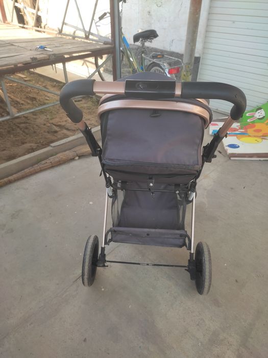 Продам коляску 15000