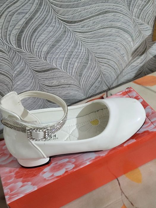 Детские туфельки