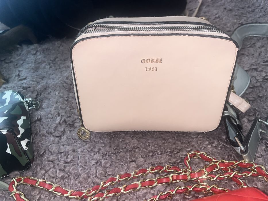 Дамски чанти всичките за 35 €