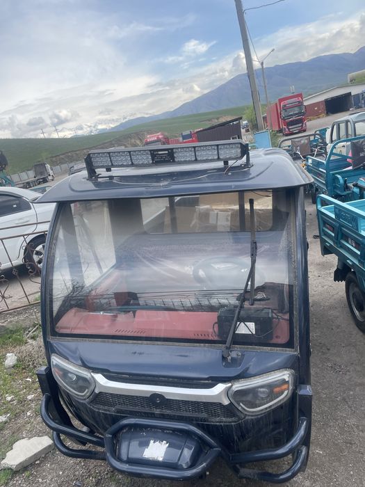 Кабиналы электр самосвал трицикл