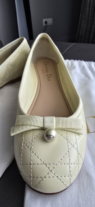 Оригинални дамски пантофки марка DIOR !