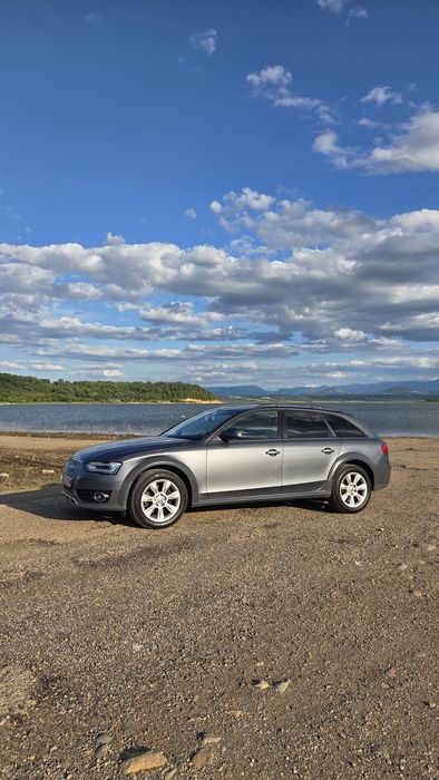 Audi a4 allroad 2.0TDI 2014год