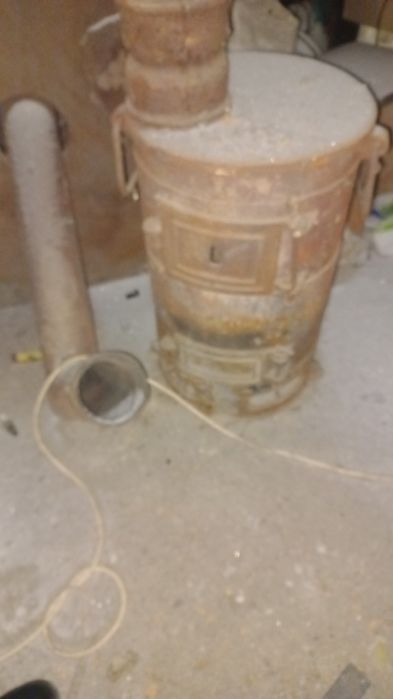 Продам буржуйку  в хорошем состоянии.