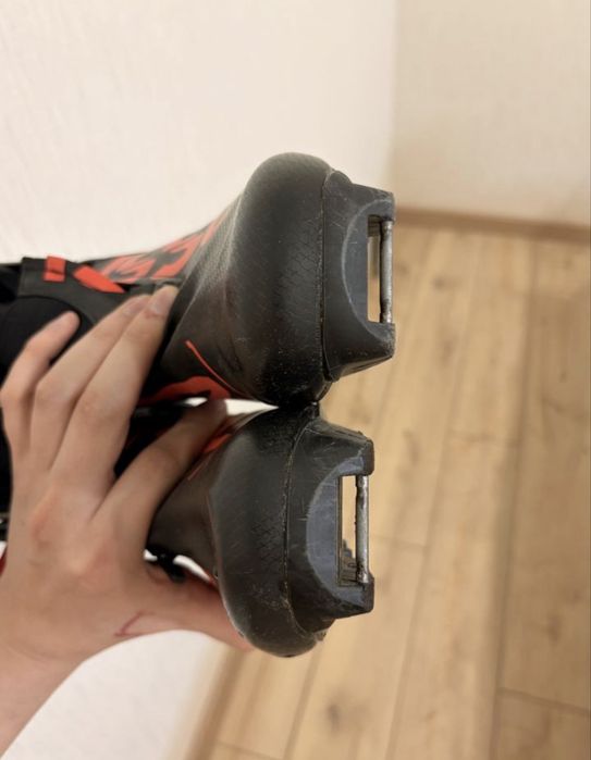 Лыжные ботинки Rossignol